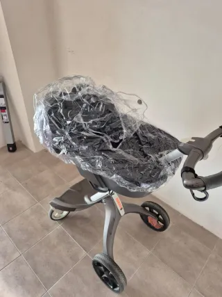 Silla de paseo Stokke Xplory azul marino v2