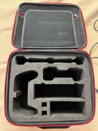 Nintendo Switch + 3 Juegos + Maleta + Mando.