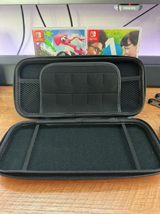 Nintendo Switch + 3 Juegos + Maleta + Mando.