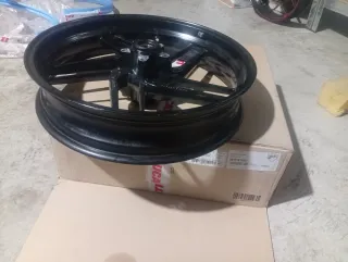 Llanta delantera sin disco Ducati Monster 797