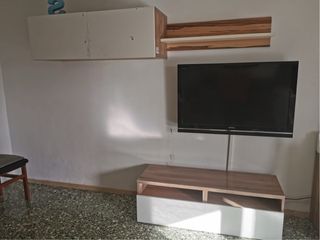 Mueble comedor blanco y madera