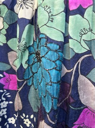 Vestido floral Derhy azul y morado