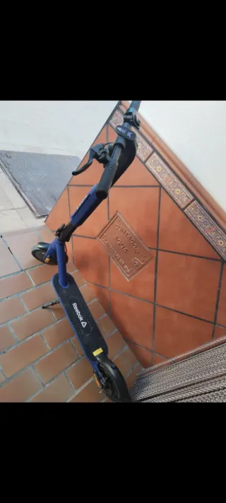 Patinete Eléctrico Reebok Azul