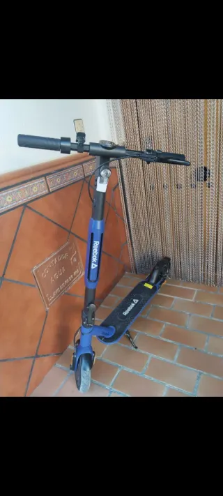 Patinete Eléctrico Reebok Azul