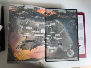 Alas de sangre y Alas de Hierro