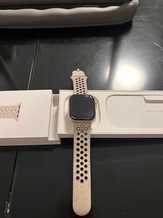 Apple Watch Series 10 Beige/Rosa
