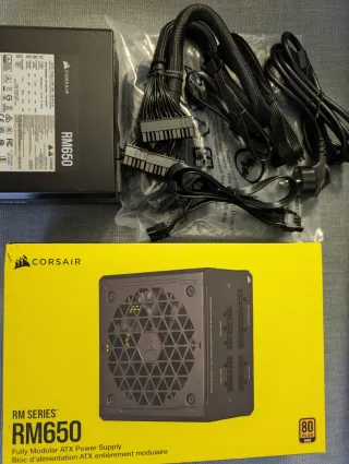 Corsair RM650 Fuente de Alimentación Modular