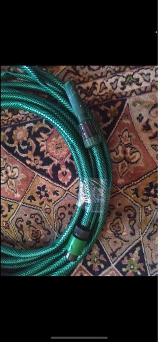 Manguera verde para jardín