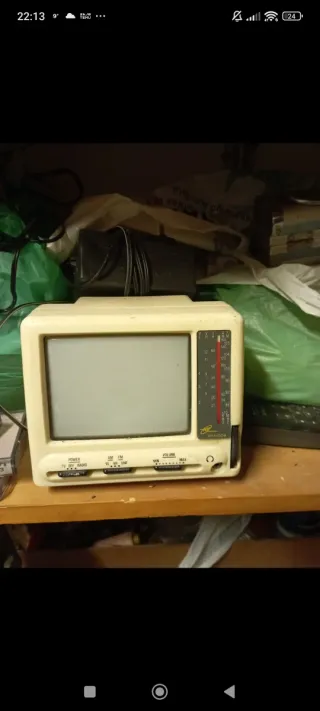 Televisor Portátil Vintage Beige