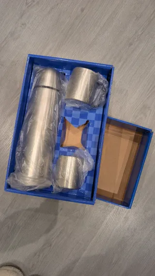 Termo e 2 tazze in acciaio inossidabile NUOVO