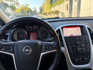 Opel Astra 2015