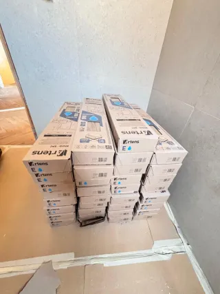 Suelo vinílico SPC click en espiga