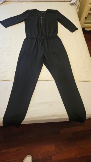 Mono Elogy negro con cremallera