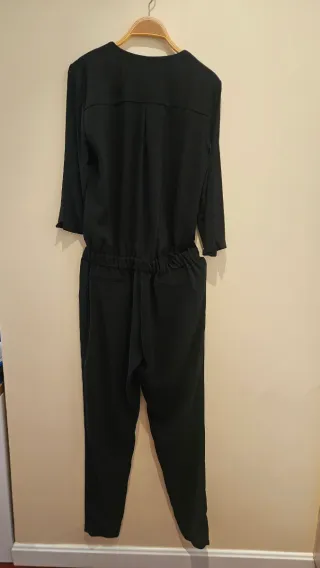 Mono Elogy negro con cremallera