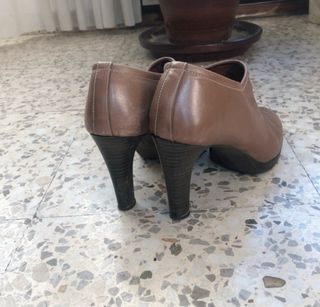 Botines tacón mujer piel beige