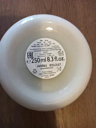 Creme de Corpo Perfumado Eclat Femme Weekend