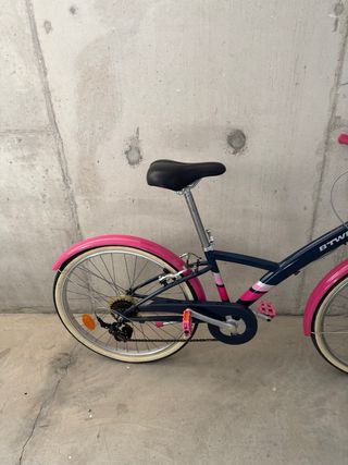 Bicicleta niña marca BTWIN
