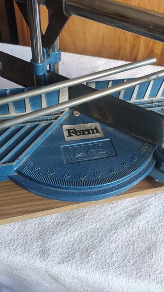 Sierras de inglete profesionales