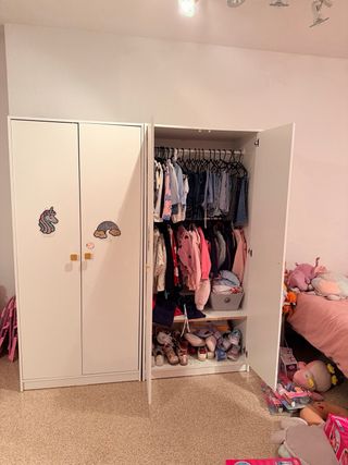 DOS ARMARIOS PARA ROPA