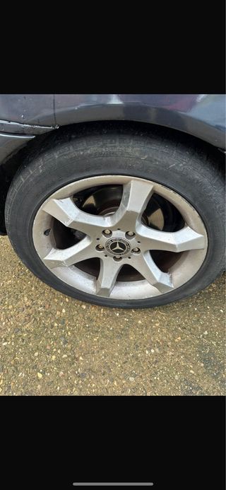 Mercedes-Benz W203 2003