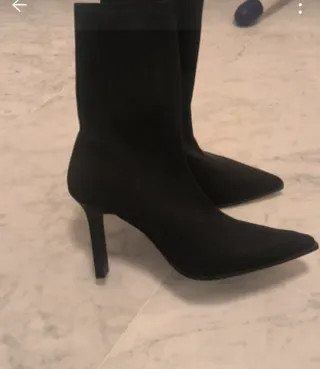 Botín calcetín Stradivarius negro Precio negociabl