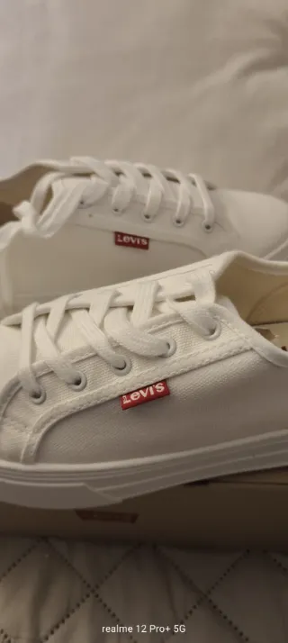 Zapatillas Levis Tijuana Mujer Blancas