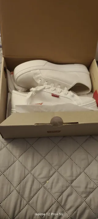 Zapatillas Levis Tijuana Mujer Blancas