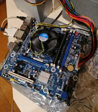 set placa + cpu - Intel DH67BL/i5-2400