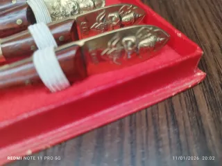 Juego cubiertos aperitivo vintage metal madera