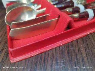 Juego cubiertos aperitivo vintage metal madera