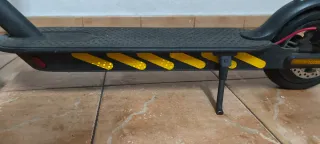 Patinete Xiaomi Scooter 2 -Muy cuidado +accesorios