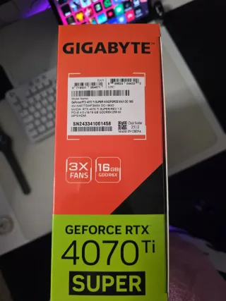 GIGABYTE RTX 4070 Ti SUPER 16GB OC
