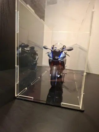 Modellino Yamaha R1