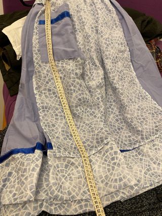 Traje Neska azul y blanco