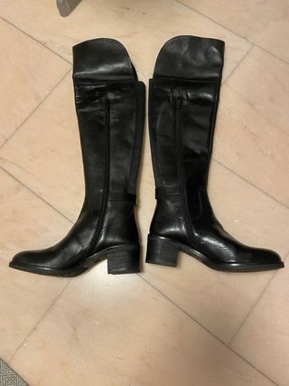 Stivali in pelle, numero 37, al ginocchio, neri