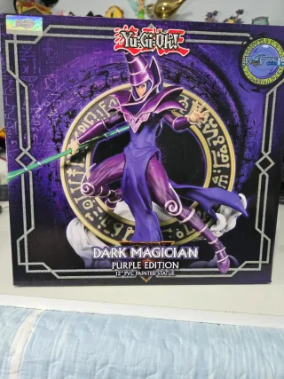 Figura Mago Oscuro Purple Edition F4F