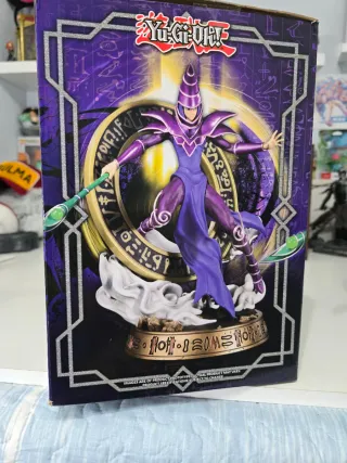Figura Mago Oscuro Purple Edition F4F