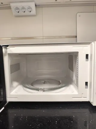 Microondas Cecotec 20L con Grill