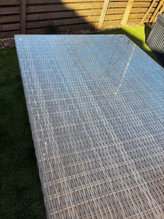 Mesa de jardín cristal y plástico