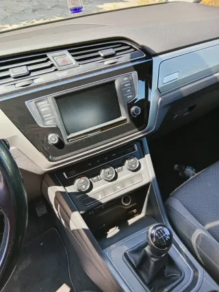 Volkswagen Touran 2016