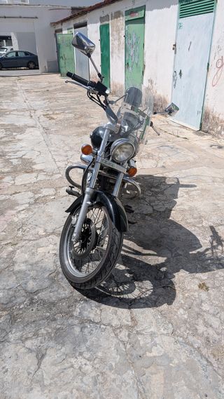 Suzuki Intruder 250cc