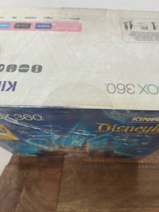 Bundle xbox 360 slim 4gb+ kinect boxata Sealed