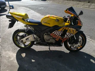 Honda CBR600RR 2005