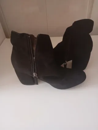 Botas de tacón negras