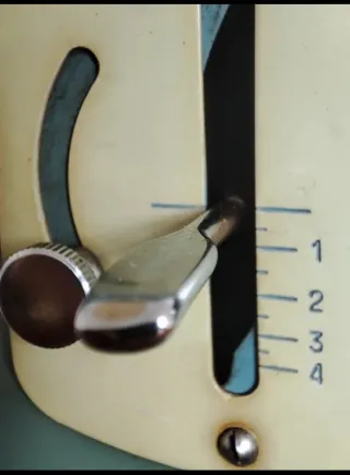 Máquina de coser ALFA Royale