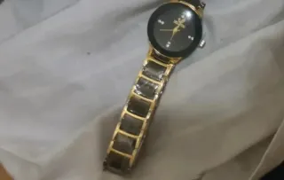 Reloj Orlando Mujer Cuarzo Analógico Negro Dorado