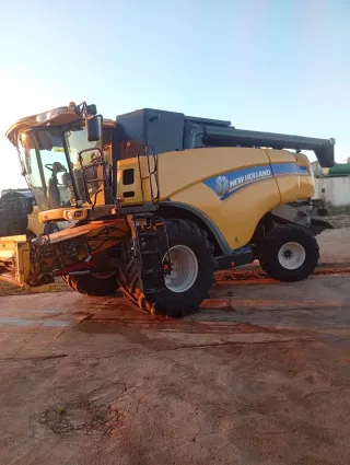 Cosechadora New Holland CX8080