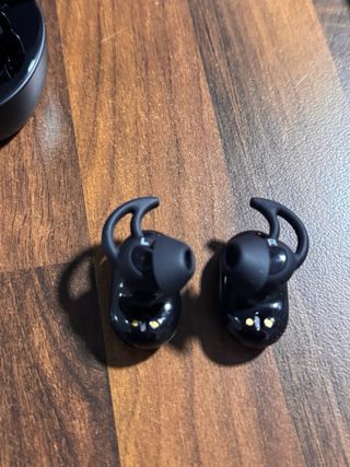 Auriculares Bose QuietComfort Earbuds (Leer)