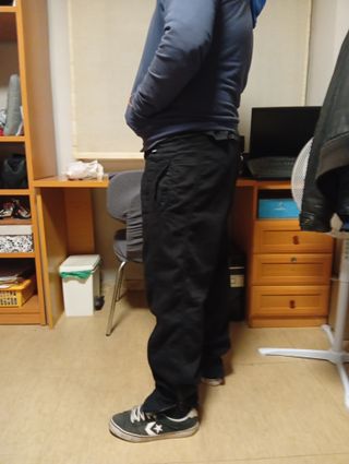 Pantalón ancho hombre negro