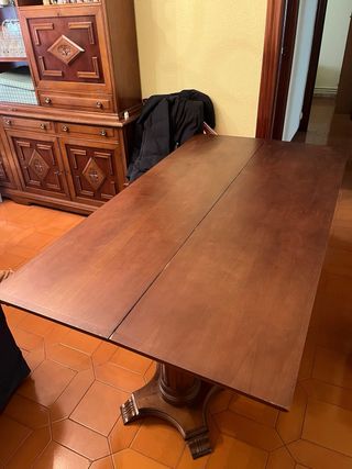 Mesa de comedor extensible de madera